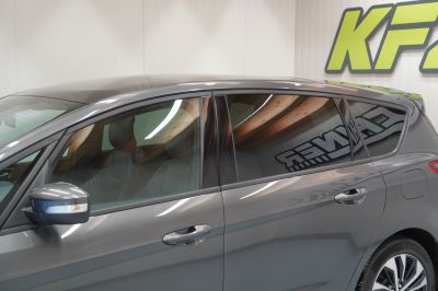 Ford S-MAX Gebrauchtwagen