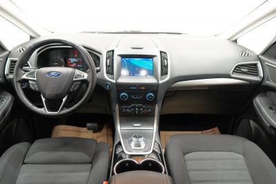 Ford S-MAX Gebrauchtwagen