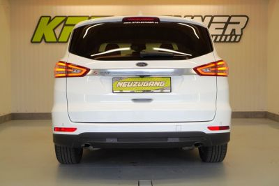 Ford S-MAX Gebrauchtwagen