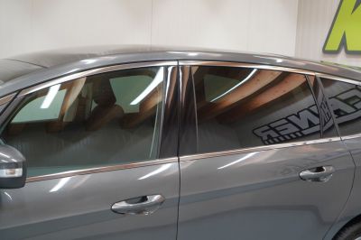 Ford S-MAX Gebrauchtwagen