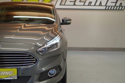 Ford S-MAX Gebrauchtwagen