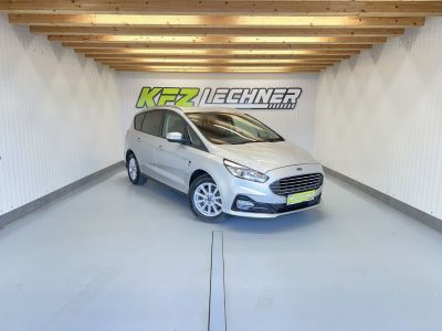 Ford S-MAX Gebrauchtwagen