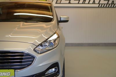 Ford S-MAX Gebrauchtwagen