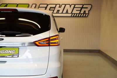 Ford S-MAX Gebrauchtwagen