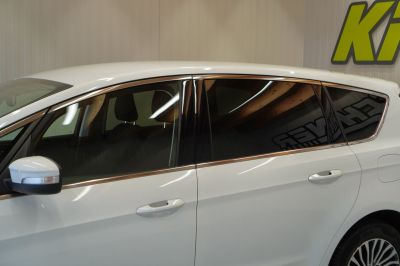 Ford S-MAX Gebrauchtwagen