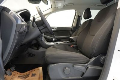 Ford S-MAX Gebrauchtwagen