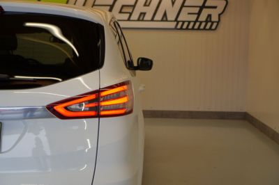 Ford S-MAX Gebrauchtwagen