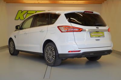 Ford S-MAX Gebrauchtwagen