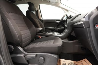 Ford S-MAX Gebrauchtwagen