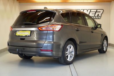 Ford S-MAX Gebrauchtwagen