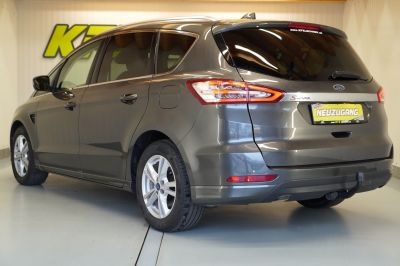Ford S-MAX Gebrauchtwagen