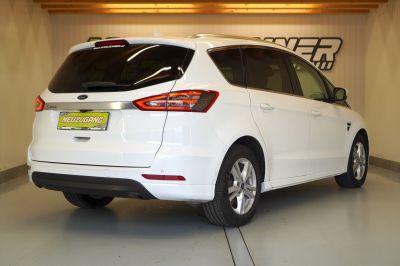 Ford S-MAX Gebrauchtwagen