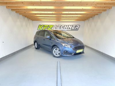 Ford S-MAX Gebrauchtwagen