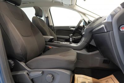 Ford S-MAX Gebrauchtwagen