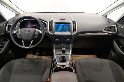 Ford S-MAX Gebrauchtwagen