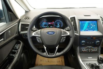 Ford S-MAX Gebrauchtwagen