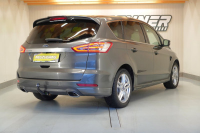Ford S-MAX Gebrauchtwagen