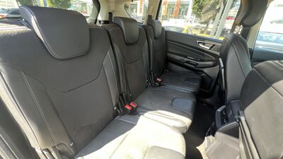 Ford S-MAX Gebrauchtwagen