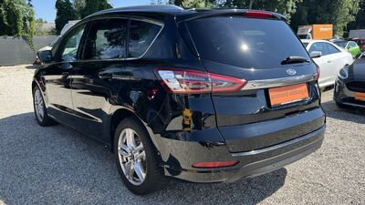 Ford S-MAX Gebrauchtwagen