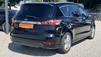 Ford S-MAX Gebrauchtwagen