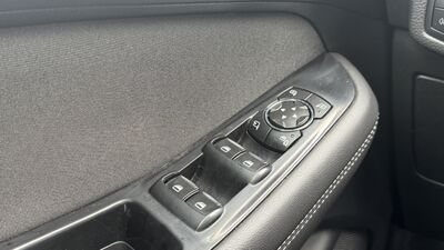 Ford S-MAX Gebrauchtwagen