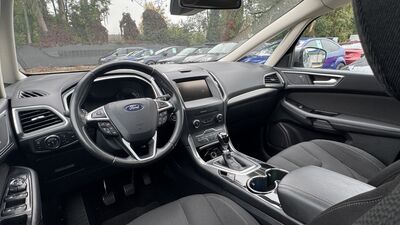 Ford S-MAX Gebrauchtwagen