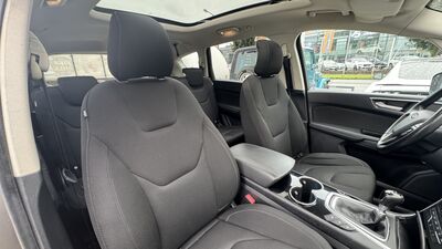 Ford S-MAX Gebrauchtwagen
