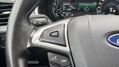 Ford S-MAX Gebrauchtwagen