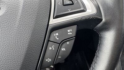 Ford S-MAX Gebrauchtwagen