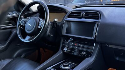 Jaguar F-Pace Gebrauchtwagen