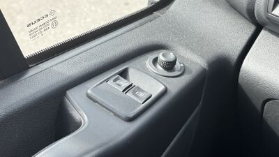 Opel Vivaro Gebrauchtwagen
