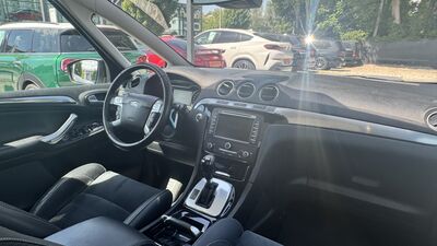 Ford S-MAX Gebrauchtwagen