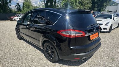 Ford S-MAX Gebrauchtwagen