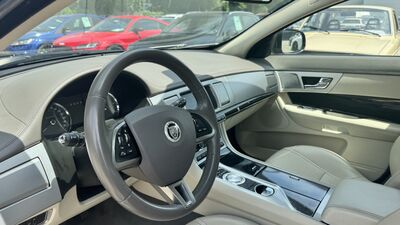 Jaguar XF Gebrauchtwagen