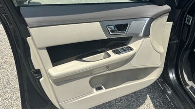 Jaguar XF Gebrauchtwagen