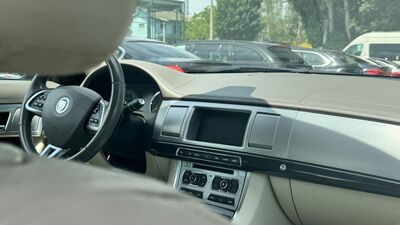Jaguar XF Gebrauchtwagen