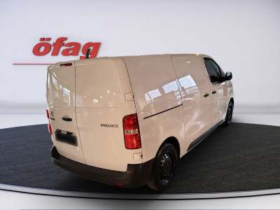 Toyota Pro Ace Vorführwagen