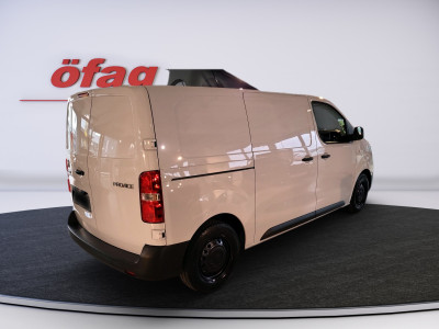 Toyota Pro Ace Vorführwagen