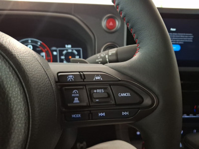 Toyota Yaris Vorführwagen