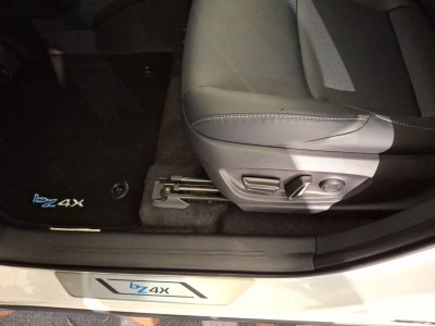 Toyota bZ4X Neuwagen