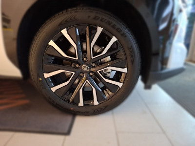 Toyota bZ4X Neuwagen