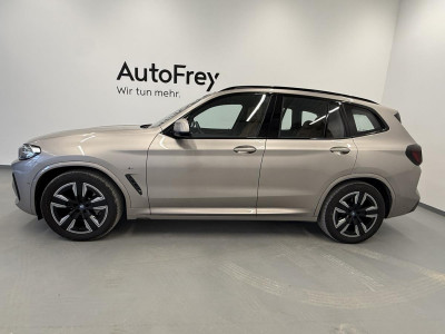 BMW iX3 Gebrauchtwagen