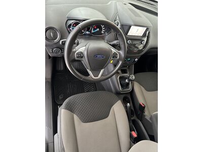 Ford Tourneo Courier Gebrauchtwagen