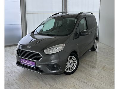 Ford Tourneo Courier Gebrauchtwagen