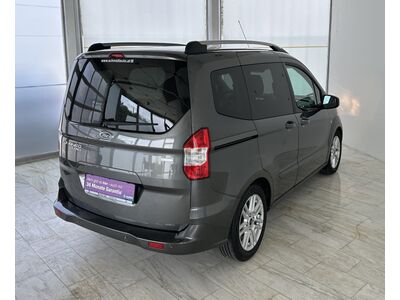 Ford Tourneo Courier Gebrauchtwagen