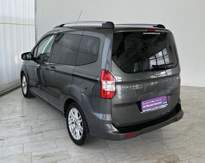 Ford Tourneo Courier Gebrauchtwagen