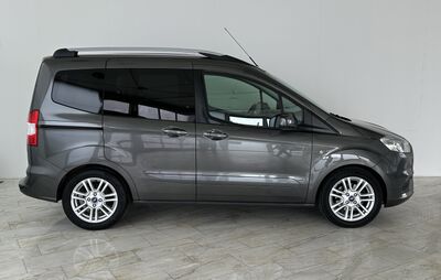 Ford Tourneo Courier Gebrauchtwagen