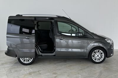 Ford Tourneo Courier Gebrauchtwagen