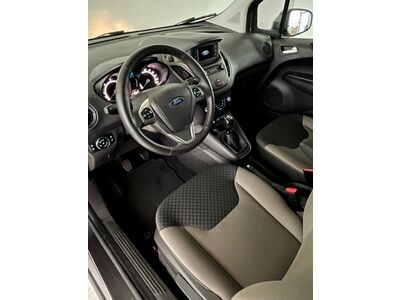 Ford Tourneo Courier Gebrauchtwagen