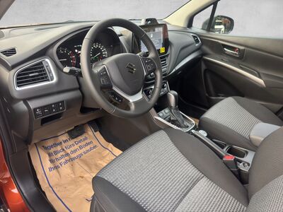 Suzuki S-Cross Tageszulassung